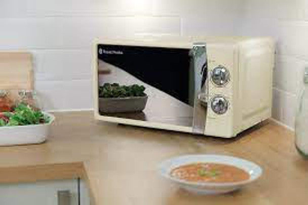 http://www.finucaneselectrical.com/cdn/shop/products/russell-hobbs-cream-manual-microwave-or-rhmm701c__51698.1660065225.jpg?v=1661171915